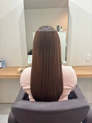 ロング 戸野綾音🍒 ／attraitのヘアスタイル