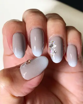 ネイル alma nailsのネイルデザイン