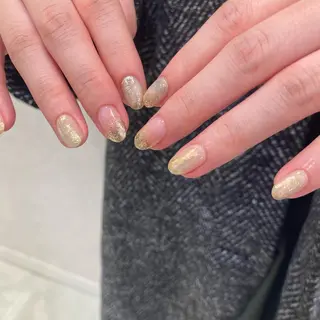 ネイル mano+所属・砂田 はるかのネイルデザイン