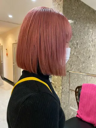 ショート カラー pia/リサコ ボブ/縮毛のヘアスタイル