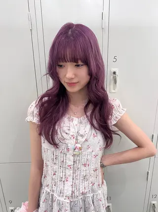 セミロング euphoria新宿通り所属・ブリーチなしwcr yumeのヘアスタイル