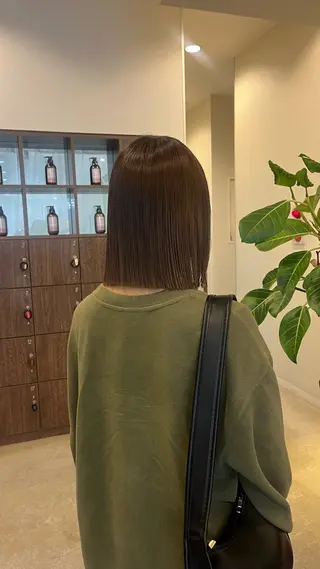 ミディアム 服部 沙弥佳のヘアスタイル