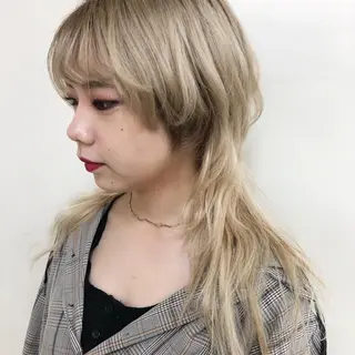 ロング カラー エクステ ハイトーン 💭黒崎ハルカのヘアスタイル