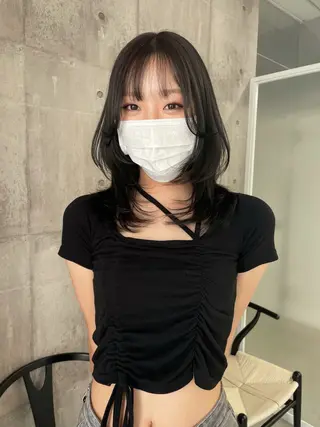 セミロング カラー 錦 茉李のヘアスタイル