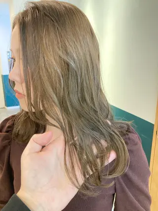 セミロング カラーリスト菅野 竜矢🌈のヘアスタイル