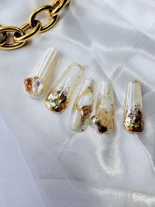 ネイル Aisol nail salonのネイルデザイン