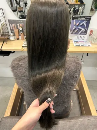 カラー shy  by branch所属・伊豆 由奈のヘアスタイル
