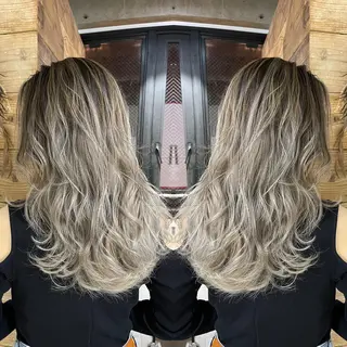 ミディアム カラー FOLK所属・白髪ぼかしハイライト バレイヤージュヤマトのヘアスタイル