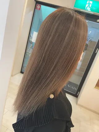 カラー Chere rosso所属・✨頭身浴無料 -chere-金剛店のヘアスタイル