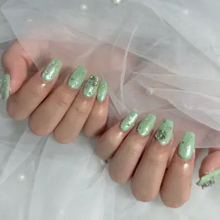 ネイル LAVISH nanamiのネイルデザイン