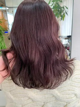 ミディアム カラー ネイル ハイトーン&暗髪🔥 表参道二刀流マエダのヘアスタイル