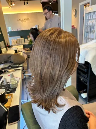 ミディアム カラー レシェル桑名店所属・レシェル桑名店 RINAのヘアスタイル