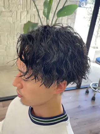 パーマ メンズ アタ ムのヘアスタイル