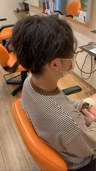 ショート カラー パーマ okuda yuukiのヘアスタイル