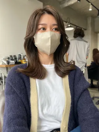 セミロング カラー SALOWIN武蔵小杉店所属・国内最高濃度の水素 /髪質改善/ケア特化のヘアスタイル