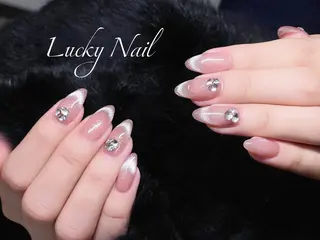 ネイル Lucky Nail Studioのネイルデザイン