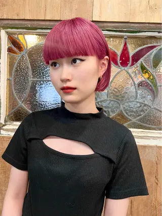 ショート ハイトーンカラー🍑 心斎橋のヘアスタイル