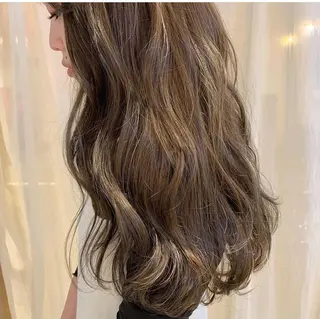 ロング カラー パーマ ヘアアレンジ メンズ ネイル マツエク・マツパ モリモト サナのヘアスタイル