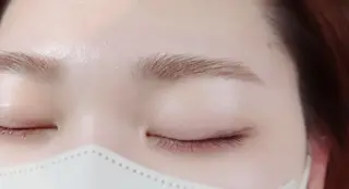メンズ アイブロウ NAZ eyelash&eyebrow by medical salon所属・NAZ 表参道 Tomokoのマツエク・マツパデザイン