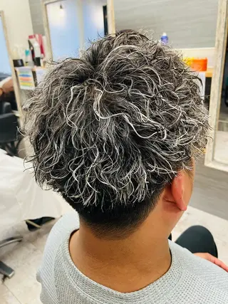 カラー パーマ メンズ メンズ特化/パーマ/ フェードWATARUのヘアスタイル