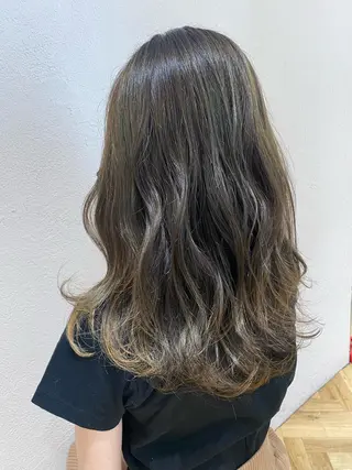 ロング カラー be'leef.mel所属・ののみや まれのヘアスタイル