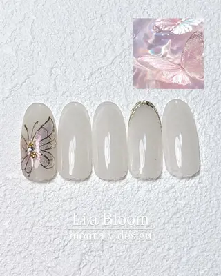 ネイル Li'a Bloom所属・🦋🤍 madoka🤍のネイルデザイン