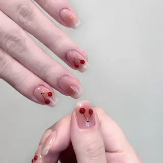 ネイル RAFFINE 月🦋🩵のネイルデザイン