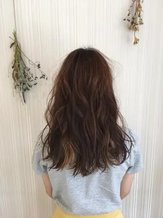 セミロング カラー ハイトーン/ブリーチ 山崎　悠次のヘアスタイル