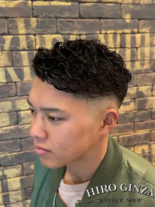 ショート パーマ ヒロ銀座BARBERSHOP丸の内店所属・ヒロ銀座　石川 昂のヘアスタイル