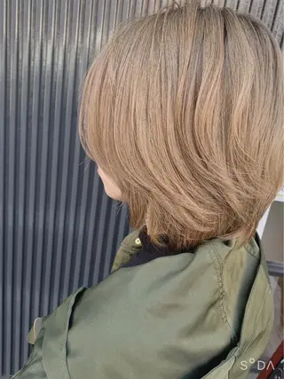 ミディアム 山本 みきのヘアスタイル