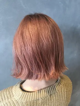 ミディアム カラー 長谷川 沙紀のヘアスタイル