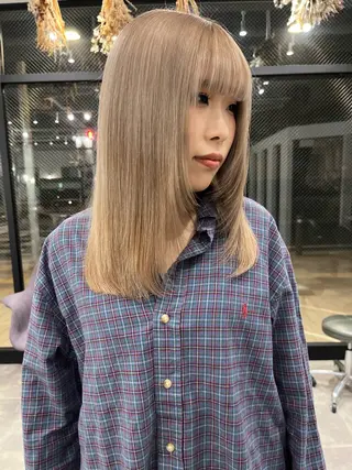 セミロング カラー HOLLY🌟 Ayakaのヘアスタイル