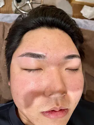 アイブロウ メンズ研究所所属・刀根 太一の眉毛・アイブロウイメージ