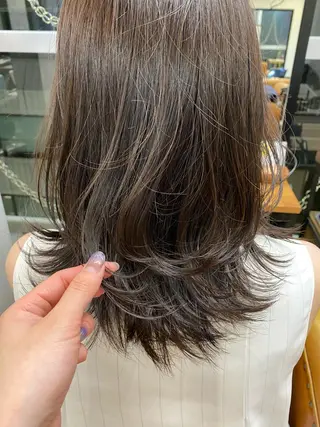 ミディアム カラー パーマ ヘアアレンジ Riposo.所属・✨艶髪✨ 奈須晴香のヘアスタイル