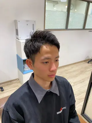 ショート メンズパーマ/ダウン パーマ/十文字玲音のヘアスタイル