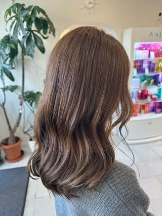 ロング カラー 川畑 陽奈のヘアスタイル