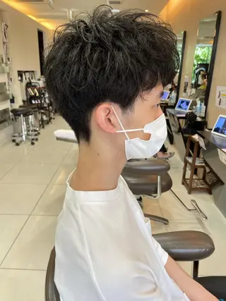 ショート メンズ ブリーチ特化 ハイトーンRYOYAのヘアスタイル