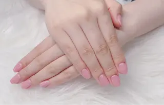 ネイル HENECY🍓 momokaのネイルデザイン