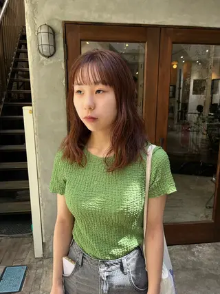 ミディアム 金田 夏野のヘアスタイル