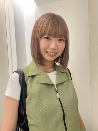 カラー 🎀ボブ+ハイトーン シュカ👶🏻のヘアスタイル