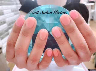 ネイル Nailsalon Reine所属・玉栄 伶奈のネイルデザイン