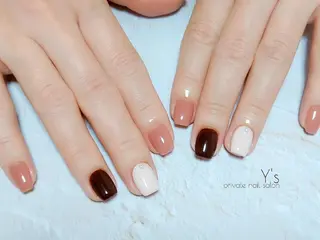 ネイル YUMI NAGAI  のネイルデザイン