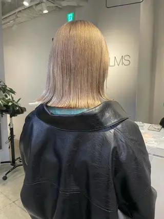 ミディアム 斉藤 瑞恵のヘアスタイル