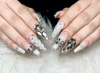 ネイル Hi Beauty 渋谷(ネイル、ハイパーナイフ6、脂肪れいきゃく、マッサージ＆エステサロン)所属・Hi beauty 渋谷のネイルデザイン