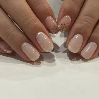 ネイル scré as Ételのネイルデザイン