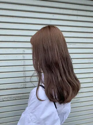 ロング カラー カネコ ユカリのヘアスタイル
