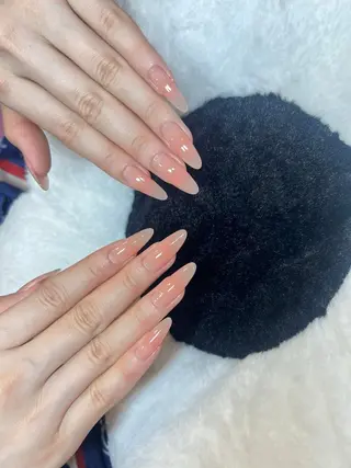 ネイル T. Leeのネイルデザイン