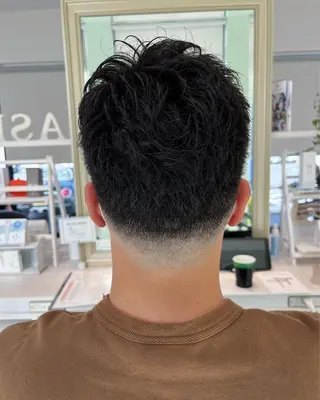 ショート パーマ メンズ 🥇メンズ特化 伊東輝のヘアスタイル