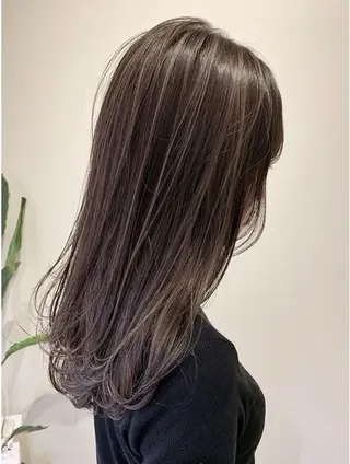 カラー ヘアアレンジ 吉岡 茉穂のヘアスタイル