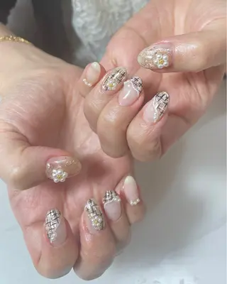 ネイル AngelChris ビューティーサロンのネイルデザイン